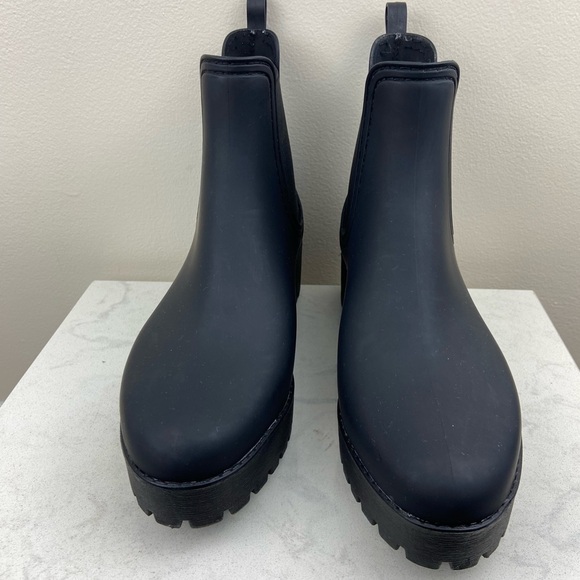 JEFFREY CAMPBELL RAINZ CHELSEA LUG BOOTS Black Matte Size 9 - Picture 3 of 16